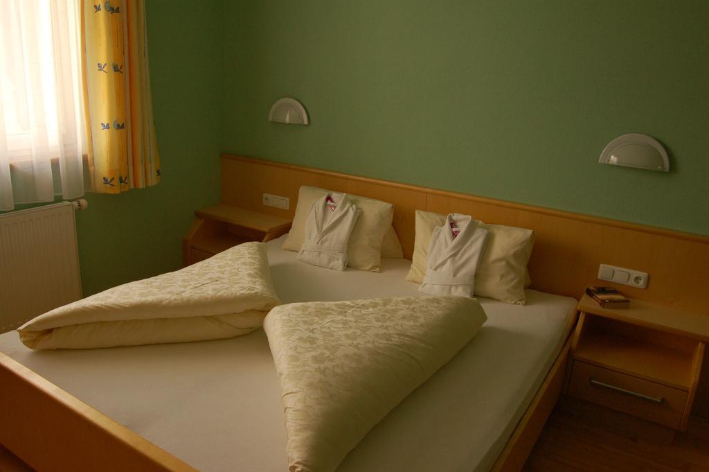 Siegele Irmgard Apartment Kappl  Phòng bức ảnh